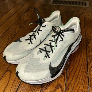 Nike Men's Alphafly 4 Running Shoes